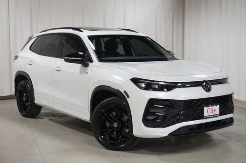 2025 Volkswagen Tiguan 2.0T SE R-Line Black 4MOTION