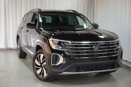 2025 Volkswagen Atlas 2.0T SE w/Technology 4MOTION