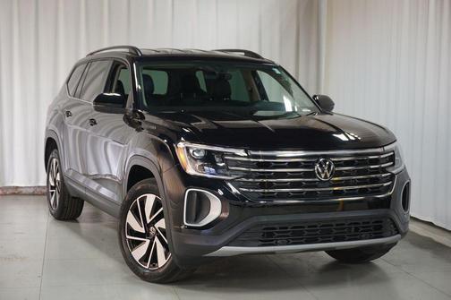 2025 Volkswagen Atlas 2.0T SE w/Technology 4MOTION