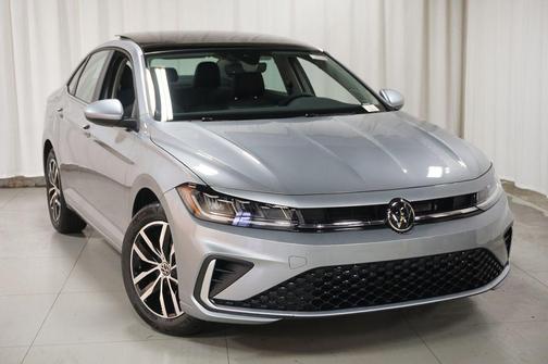 Pyrite Silver Metallic 2026 Volkswagen Jetta 1.4T SE