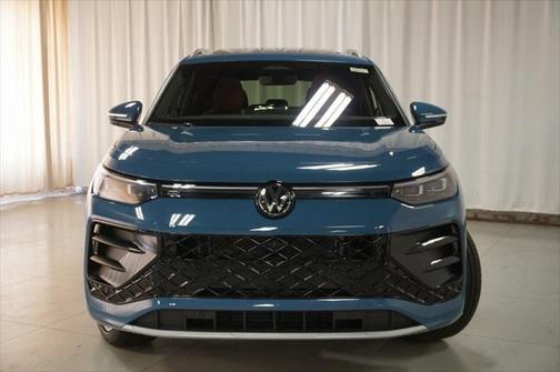 2025 Volkswagen Tiguan 2.0T SEL R-Line 4MOTION