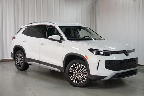 pure white 2026 Volkswagen Tiguan 2.0T S 4MOTION