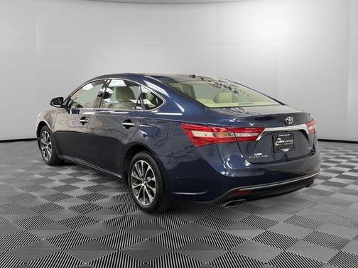 2017 Toyota Avalon XLE