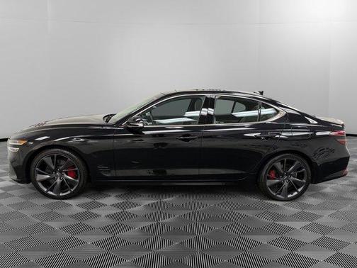 Vik Black 2023 Genesis G70 3.3T