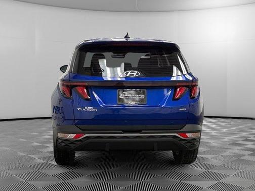 2023 Hyundai TUCSON SE