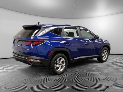 2023 Hyundai TUCSON SE