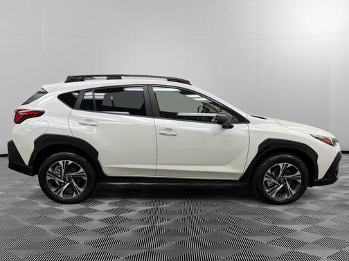 Crystal White Pearl 2025 Subaru Crosstrek Premium
