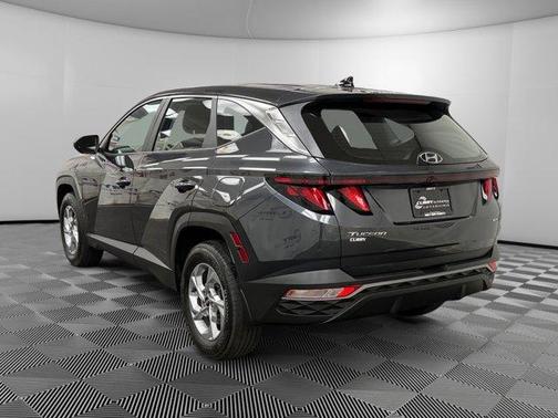 2023 Hyundai TUCSON SE