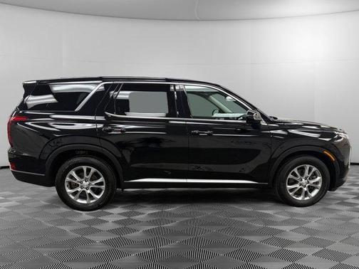 2022 Hyundai PALISADE SE