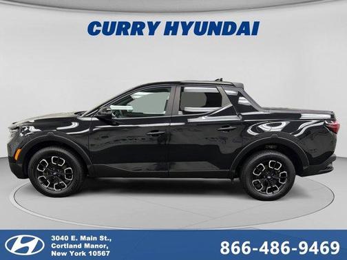 Phantom Black 2022 Hyundai SANTA CRUZ 2.5L SEL