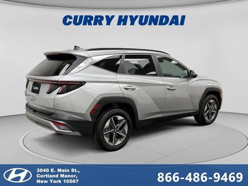 Shimmering Silver 2025 Hyundai TUCSON SEL Convenience