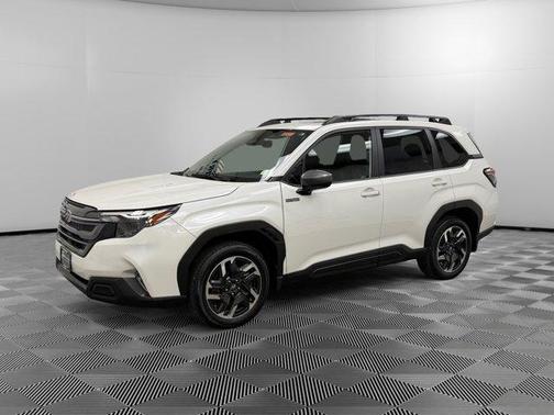 Crystal White Pearl 2025 Subaru Forester Hybrid