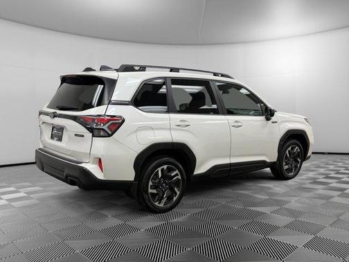 Crystal White Pearl 2025 Subaru Forester Hybrid