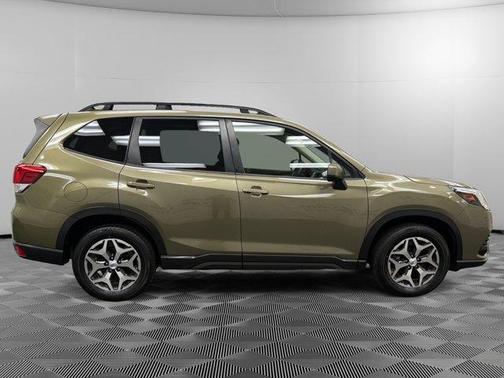 2023 Subaru Forester 2.5i Premium