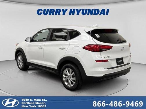 White Cream 2021 Hyundai TUCSON SE