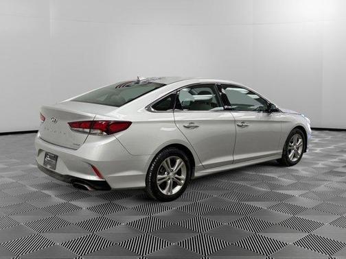 2019 Hyundai SONATA Limited