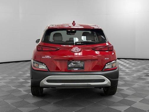 2022 Hyundai KONA SE