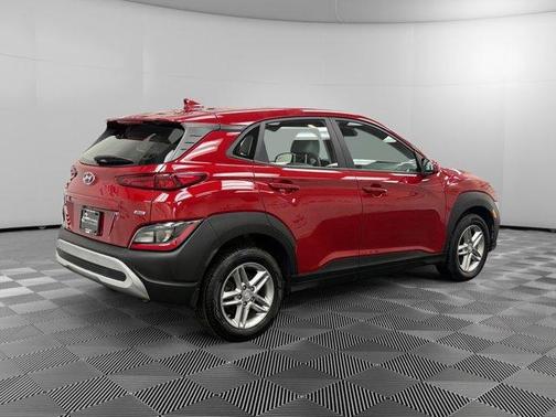 2022 Hyundai KONA SE