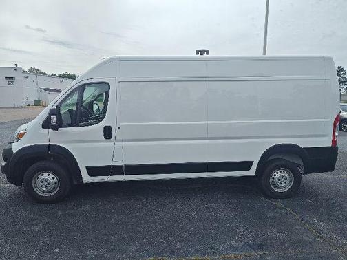 Bright White Clearcoat 2025 RAM ProMaster 2500 Tradesman