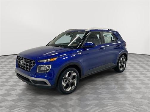 2024 Hyundai VENUE SEL