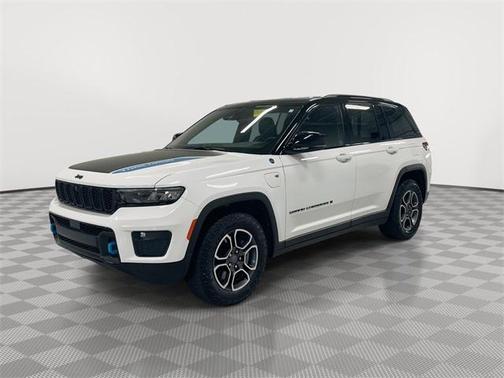 2023 Jeep Grand Cherokee 4xe Trailhawk