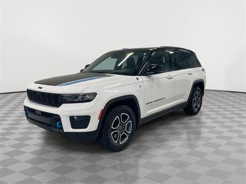 2023 Jeep Grand Cherokee 4xe Trailhawk