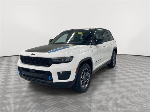 2023 Jeep Grand Cherokee 4xe Trailhawk