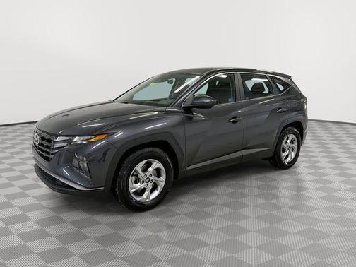 2022 Hyundai TUCSON SE