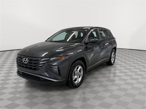 2022 Hyundai TUCSON SE