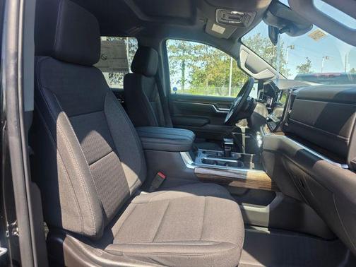 Onyx Black 2026 GMC Sierra 1500 Elevation