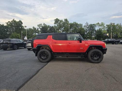 2026 GMC HUMMER EV SUV 2X