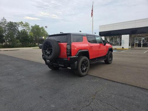 2026 GMC HUMMER EV SUV 2X