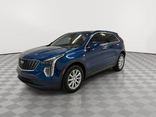 Atlantic Metallic 2019 Cadillac XT4 Luxury
