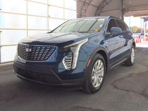 Atlantic Metallic 2019 Cadillac XT4 Luxury