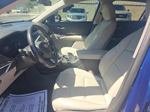 Atlantic Metallic 2019 Cadillac XT4 Luxury