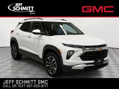 Summit White 2025 Chevrolet Trailblazer LT
