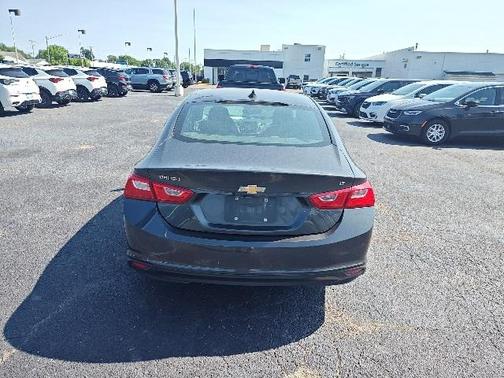 2017 Chevrolet Malibu 1LT