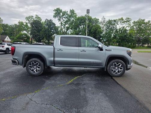 Sterling Metallic 2026 GMC Sierra 1500 SLE