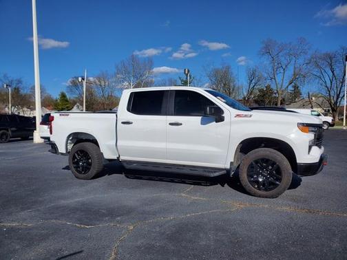 2022 Chevrolet Silverado 1500 Custom Trail Boss