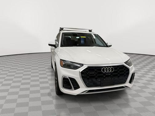 Arkona White 2024 Audi Q5 45 S line Premium Plus