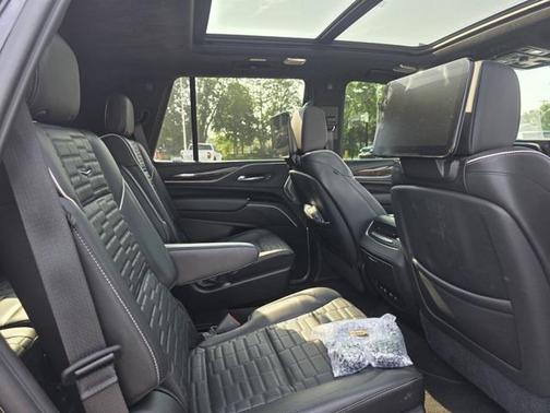 2021 Cadillac Escalade Sport Platinum