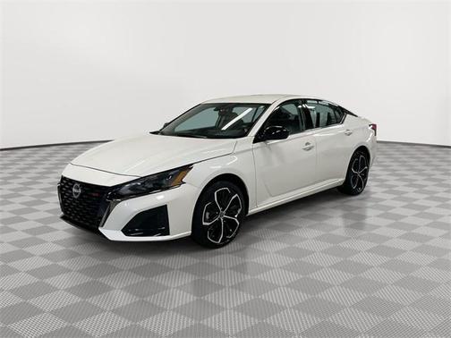 2024 Nissan Altima SR Intelligent AWD