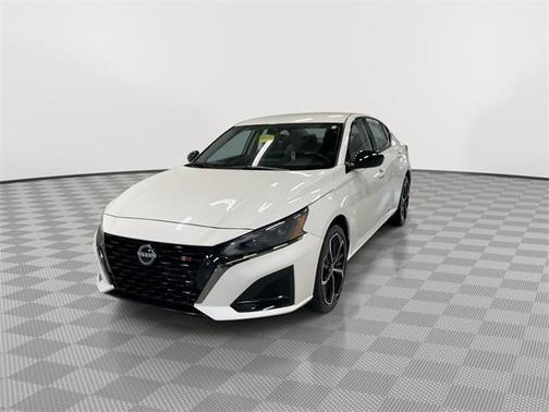 2024 Nissan Altima SR Intelligent AWD