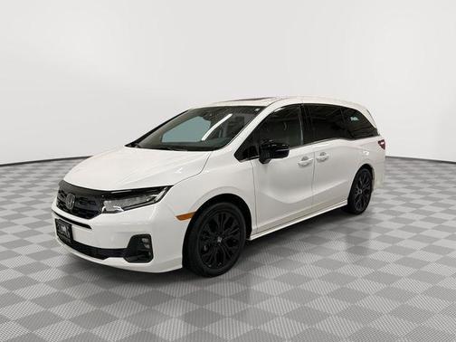 Platinum White Pearl 2025 Honda Odyssey Sport-L