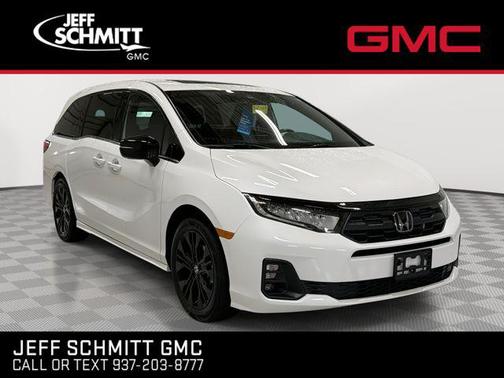 Platinum White Pearl 2025 Honda Odyssey Sport-L
