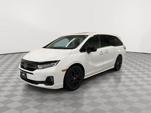 Platinum White Pearl 2025 Honda Odyssey Sport-L