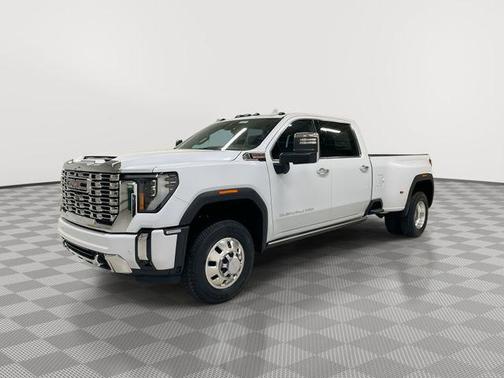 Glacier White Tricoat 2026 GMC Sierra 3500 Denali
