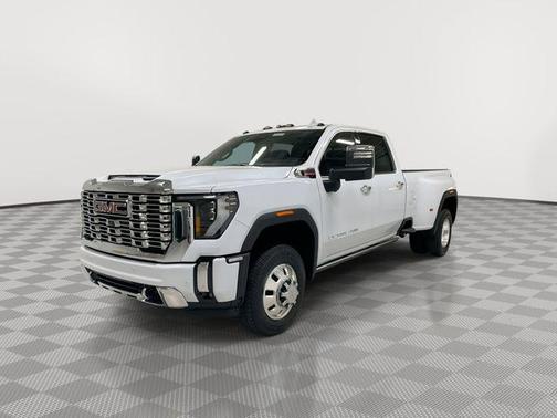 Glacier White Tricoat 2026 GMC Sierra 3500 Denali