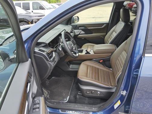 Downpur-Metallic 2026 GMC Acadia Denali
