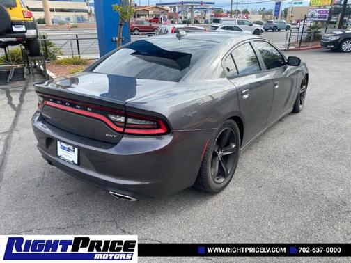 2016 Dodge Charger SXT